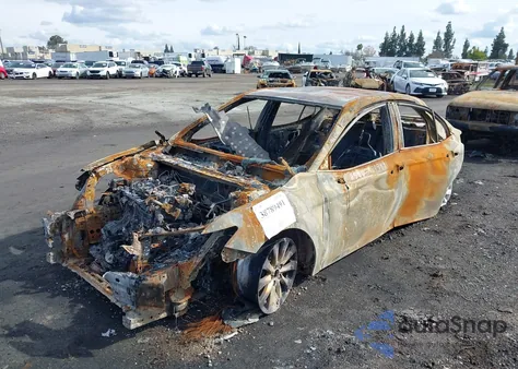 2019 Toyota Camry Le z USA, uszkodzony, nr VIN 4T1B11HK4KU775152